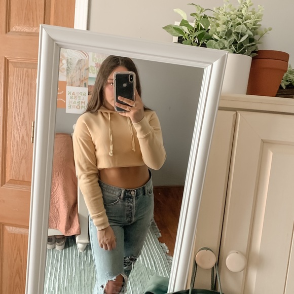 yellow hoodie - Picture 1 of 4